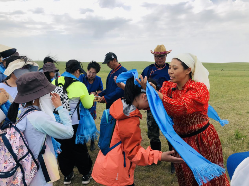 呼伦贝尔草原日月国际旅行社获2025年度呼伦贝尔市首届《最具人气旅行社》网络评选活动冠军第7张