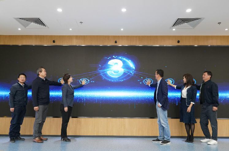 点击进入下一页