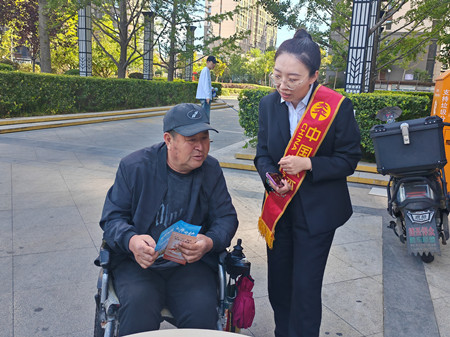 【供稿】保障金融权益，助力美好生活--太平人寿通辽市中心支公司开展金融教育宣传周活动 (5).jpg